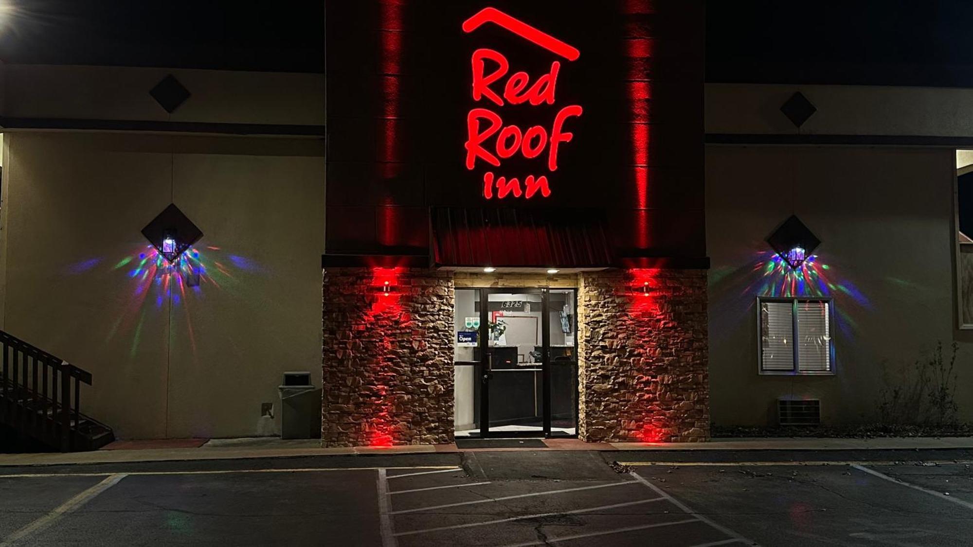Red Roof Inn Anderson, In Екстериор снимка
