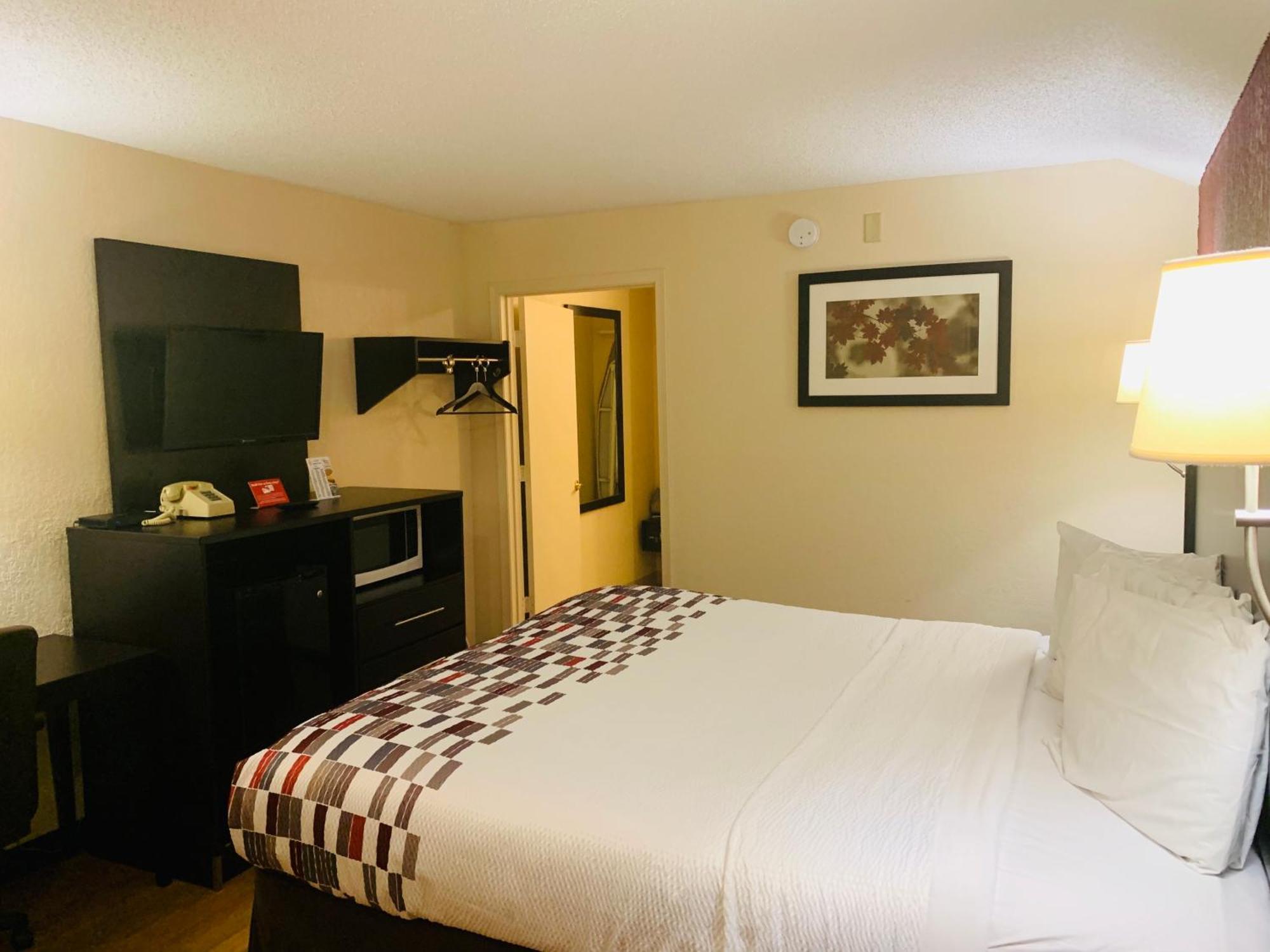 Red Roof Inn Anderson, In Екстериор снимка